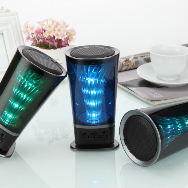 רמקול בלוטו'ס עם תאורת לד ,דיבורית ורדיו